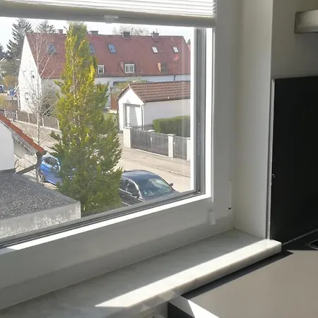 Waldperlach Ruhig Und Sehr Schoene Apartament Monachium